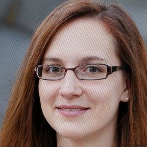 Meet your Posher, Monique